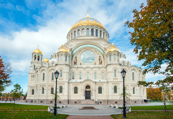 Fototapeta na wymiar Naval cathedral of Saint Nicholas, Kronstadt, St Petersberg, Russia