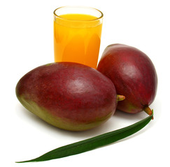 Mango and mango juice with leaves