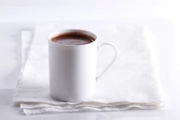 Crédence de cuisine en verre imprimé Chocolat hot chocolate drink in white mug
