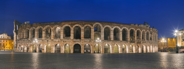 Fototapeta premium panorama of old theater arena in twilight time in Verona in Italy