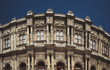 Fototapeta premium Huge decorated entrance to the Ottoman palace on the Bosphorus sea in Istanbul