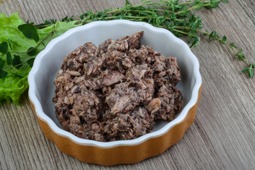 Canned tuna