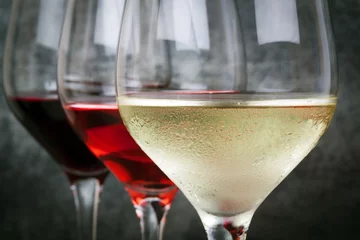 Crédence de cuisine en verre imprimé Vin Rose Blanche et Vin Rouge