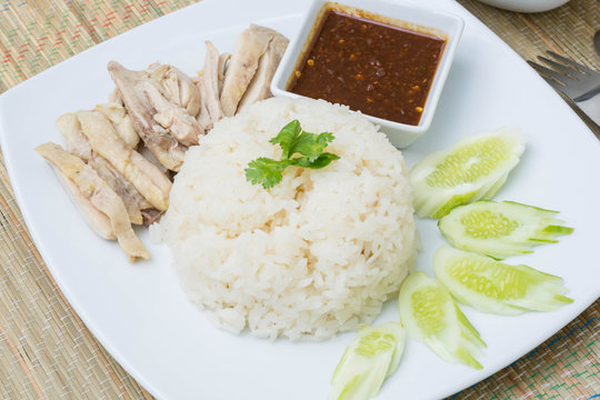 Khao Man Kai (Hainanese chicken rice, steamed chicken and white