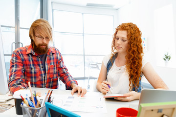 Obraz premium Co-workers working together