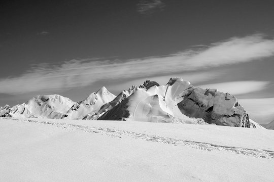 Fototapeta sommet en noir et blanc