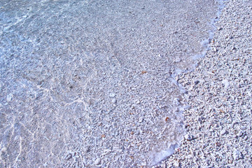 サンゴの欠片で出来た砂浜