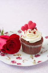 Valentine cupcake and rose