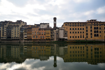 Firenze, lungo il fiume Arno