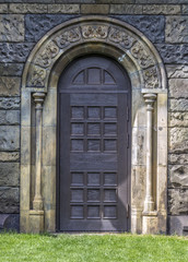 Fototapeta na wymiar Door in the Gothic style
