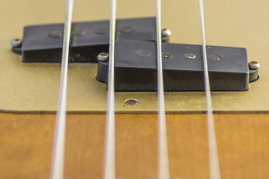 Electric bass pickups