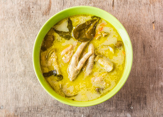 Thai chicken green curry in bowl