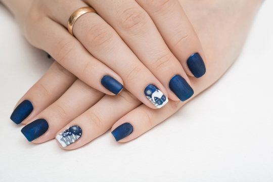 Nail art │Navy blue and white nautical nail [Nail crazies unite] / Polished  Polyglot
