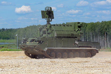 Anti-aircraft missile complex