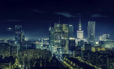 Fototapeten Warschauer Innenstadt bei Nacht © marchello74