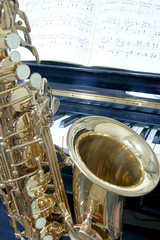 アルトサックスとピアノ