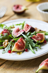Fig with Pomegranate and rocket salad