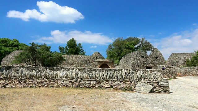 Le village des bories &agrave; Gordes