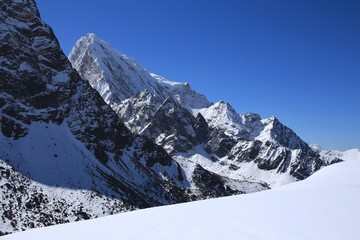 Fototapeta premium Cholatse, high mountain in the Everest National Park
