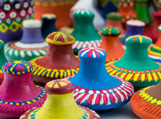 pottery vessels top covers