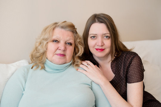 
Portrait of two women, mother and daughter.
