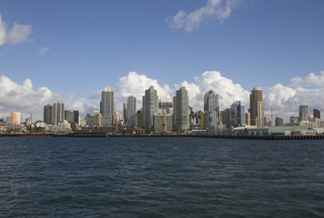Fototapeta na wymiar San Diego, California City View Downtown harbor and city buildings