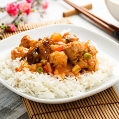 Reis mit süß-sauren Gemüse - rice with sweet and sour veggies