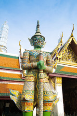 Fototapeta premium Giant statue at Temple of the Emerald Buddha (Wat pra kaew) 