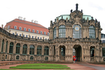 Fototapeta na wymiar DRESDEN, GERMANY - APRIL 27, 2010: Zwinger palace that houses a museum complex