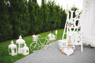 Elegant White Decoration