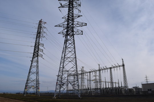 変電所／山形県の庄内地方で、変電所を撮影した写真です。