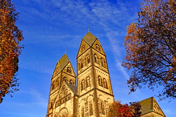 Fototapeta na wymiar St. Suitbertus Kirche in WUPPERTAL-ELBERFELD