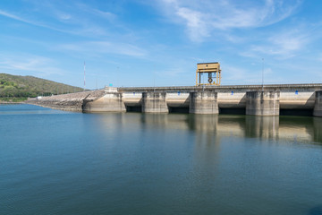 Dam or barrage.