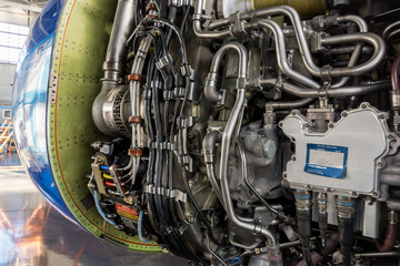 Jet engine maintenance