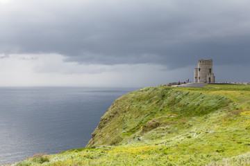 Fototapeta na wymiar Looking north to O'Brien's Tower, Cliffs of Moher, Ireland