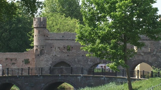 ZUTPHEN city wall with 14th century Berkelpoort. THE NETHERLANDS  
