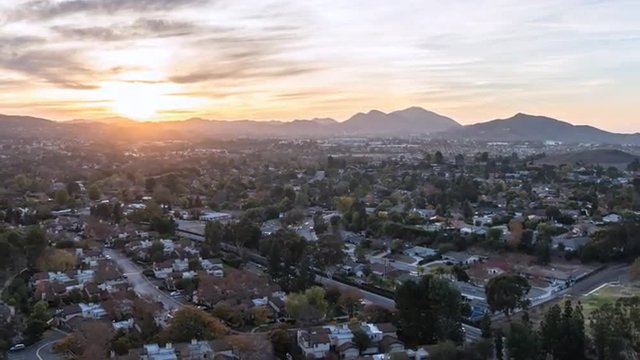 Thousand Oaks sunset time lapse with zoom in Southern California.