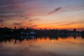 Fototapeta na wymiar Lake at twilight time