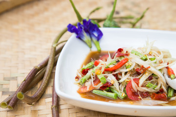Famous Thai food, papaya salad