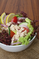 Fresh vegetable salad with tuna