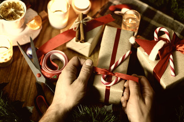 packaging gift hand christmas wood