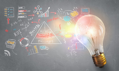 Bright idea for business growth © Sergey Nivens