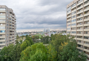 View of the shopping and residential center "Kosmos" in Saint Petersburg © Srg. Gushchin