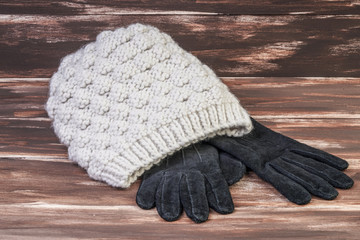 hat and gloves
