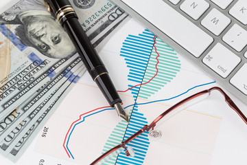 Dollar und F&uuml;llfederhalter