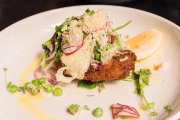 Chicken Cordon bleu with lemon and vegetable