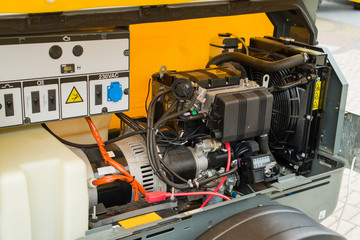 motor internal combustion engine under the hood