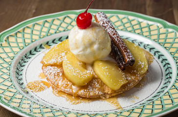 Fresh fruit and vanilla ice cream