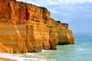 Fototapeta na wymiar Spectacular rock formations on Benagil Beach on the Algarve coast
