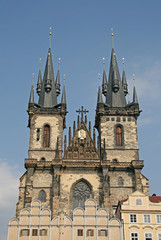 Fototapeta na wymiar PRAGUE, CZECH REPUBLIC - APRIL 16, 2010: Church of Our Lady before Tyn, Prague, Czech Republic